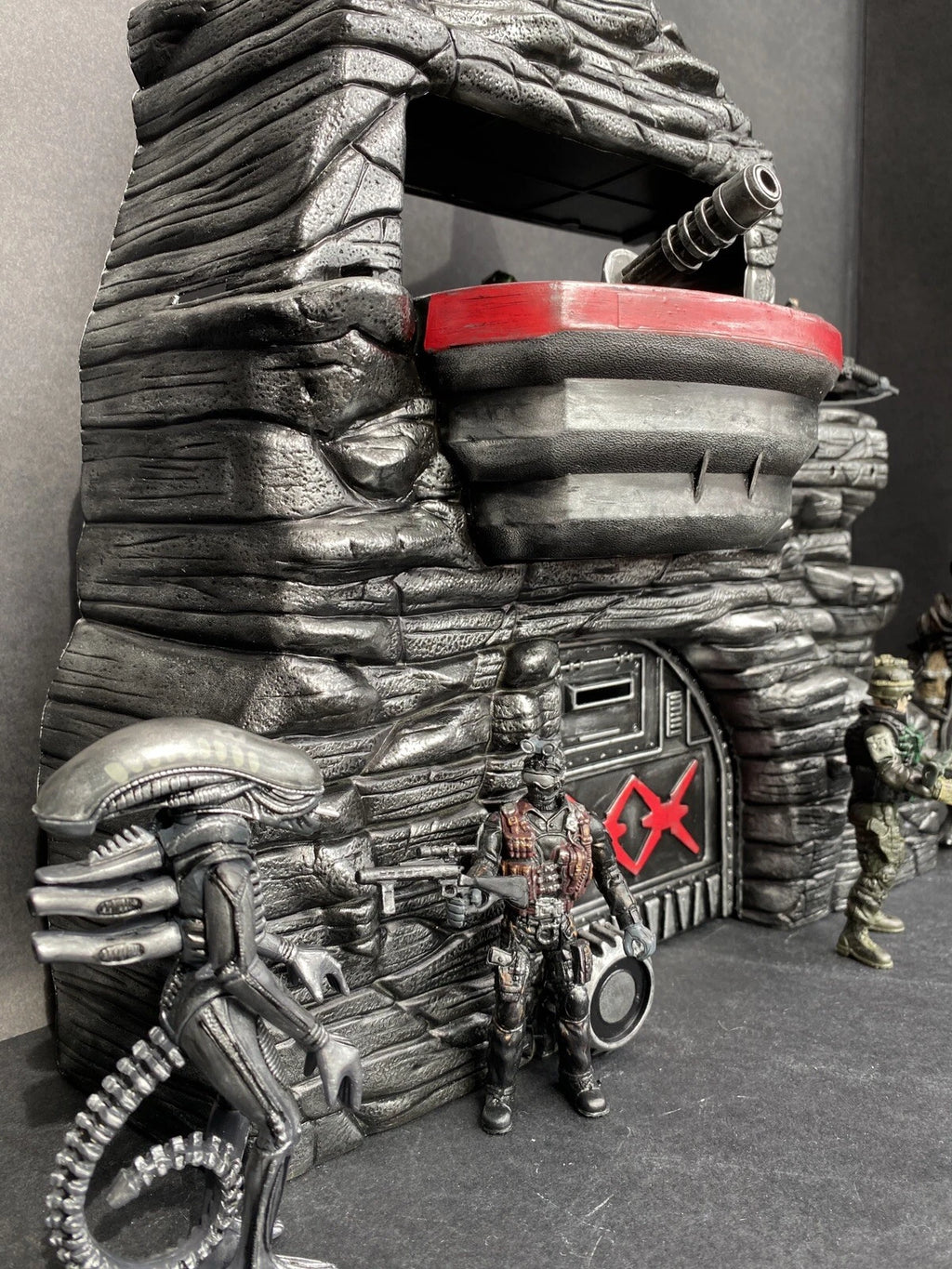Weyland Yutani Outpost Aliens Colonial Marines Diorama Vintage Alien Earth
