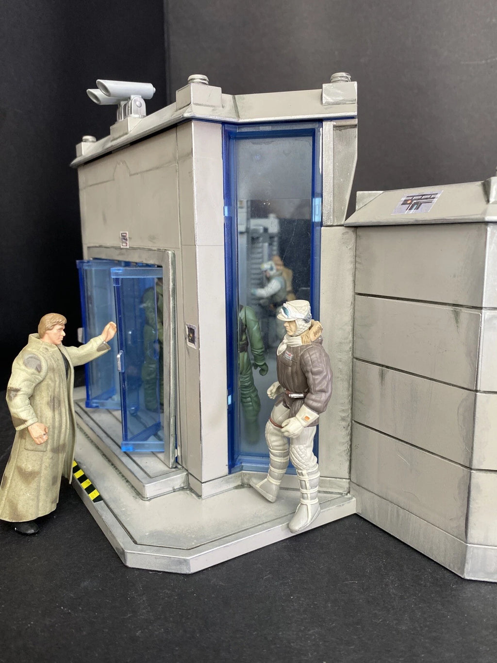 Star Wars Hoth Rebel Base Diorama Empire Strikes Back Medical Bay Kenner Custom