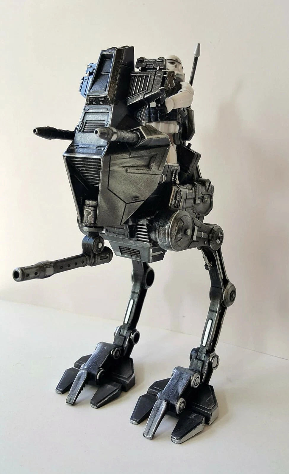 Star Wars Imperial Andor AT-RT Obsidian Stalker – Empire Kenner Sith Vintage