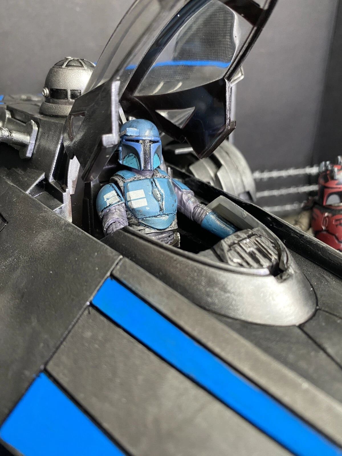 Star Wars V-Wing Interceptor — Blue Sith Maul Shadow Lord refit collectible