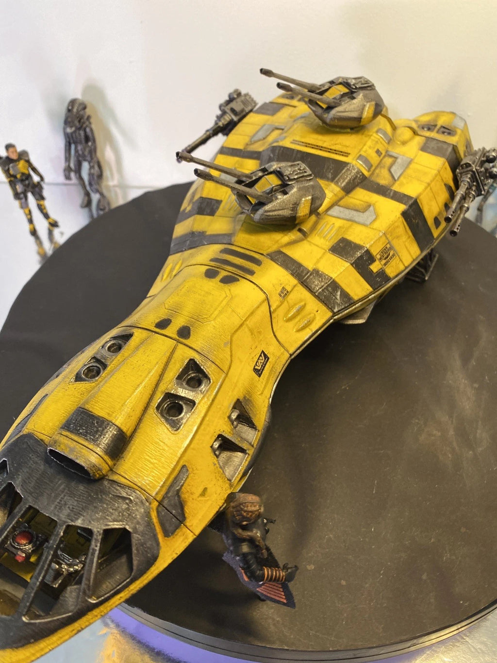 Romulus ALIENS Colonial Marines Gunship Nostromo Weyland-Yutani Vintage custom
