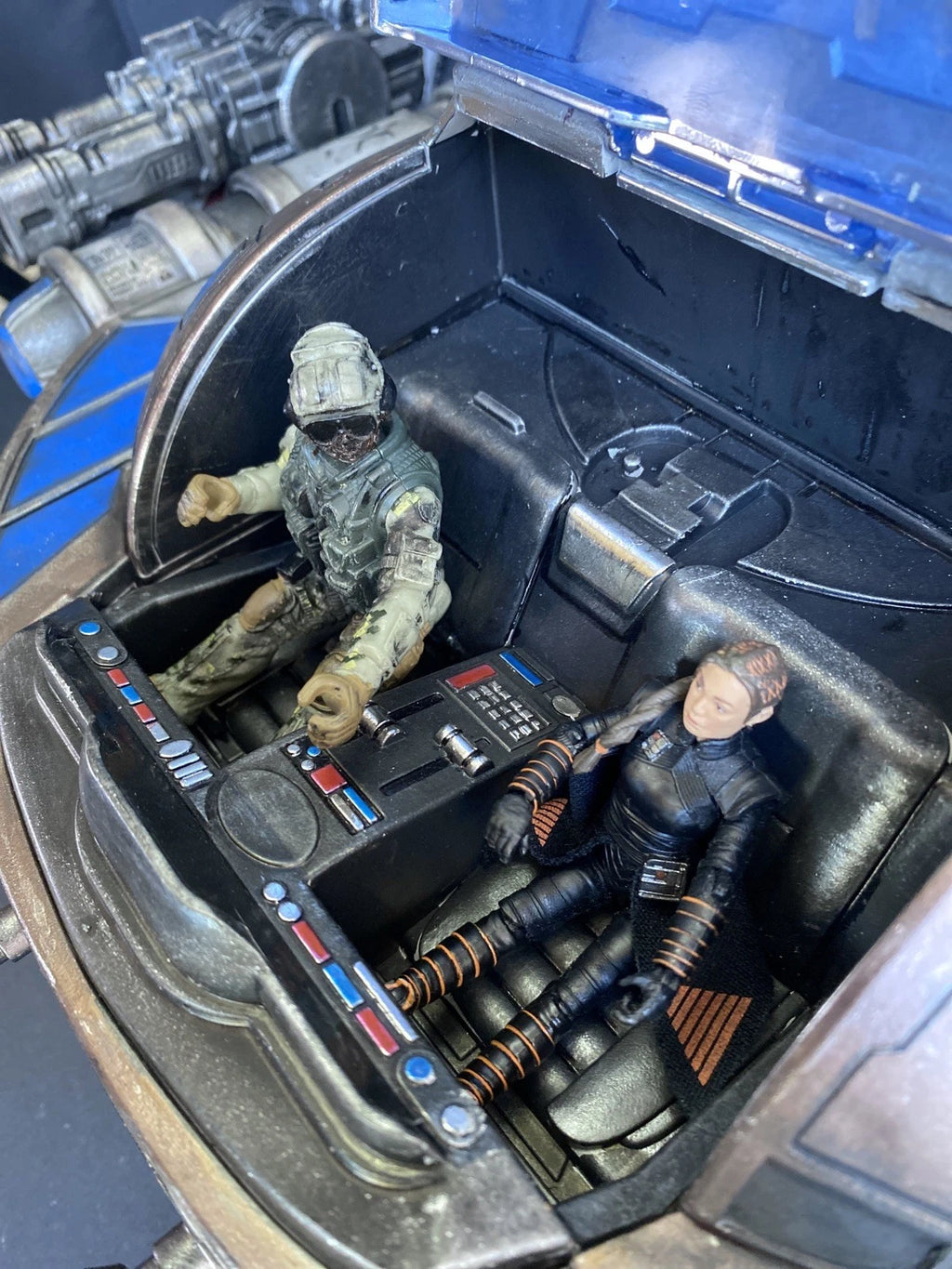 BLUE BISHOP-501  – Aliens Weyland Yutani Alien Earth Weyland Yutani Romulus