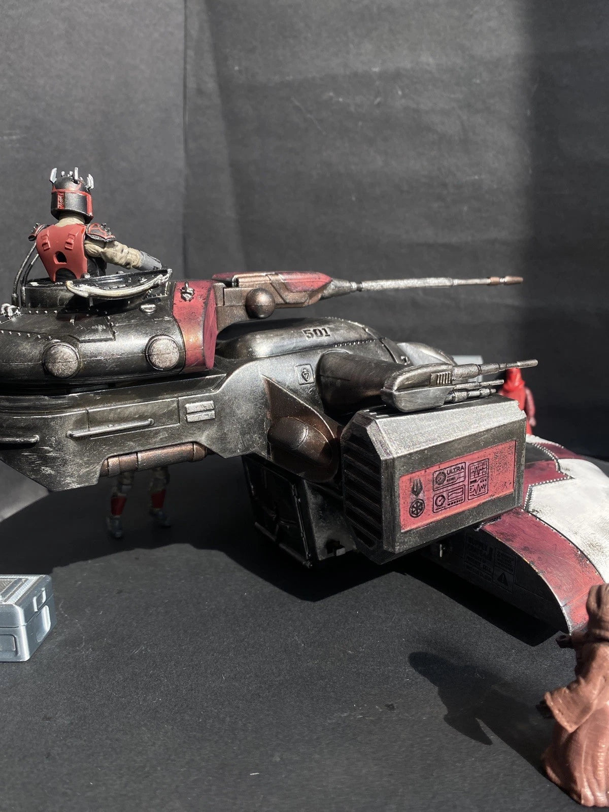Star Wars AAT Armored Assault Tank Custom Mandalorian The Clone Wars Collectible