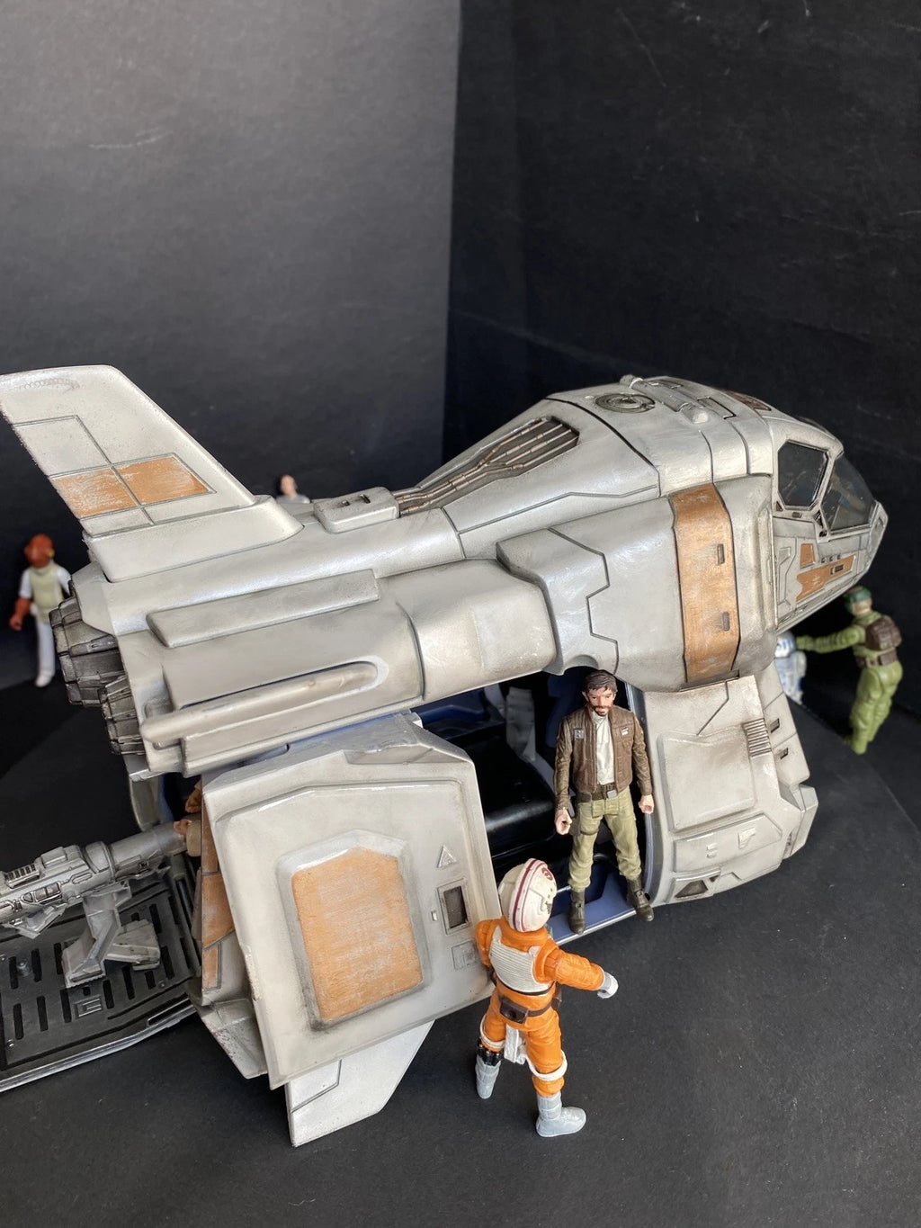 Star Wars DUSTWING K-71 Desert Rebel Shuttle — Custom Gunship w/ LED Light Kit