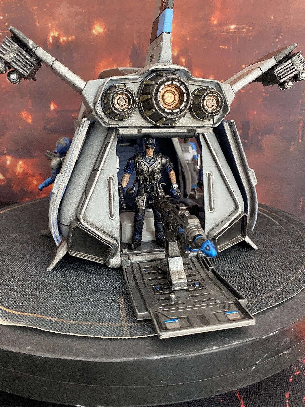 K-26 | Custom Aliens Weyland-Yutani Gunship Diorama  Prometheus Alien Earth