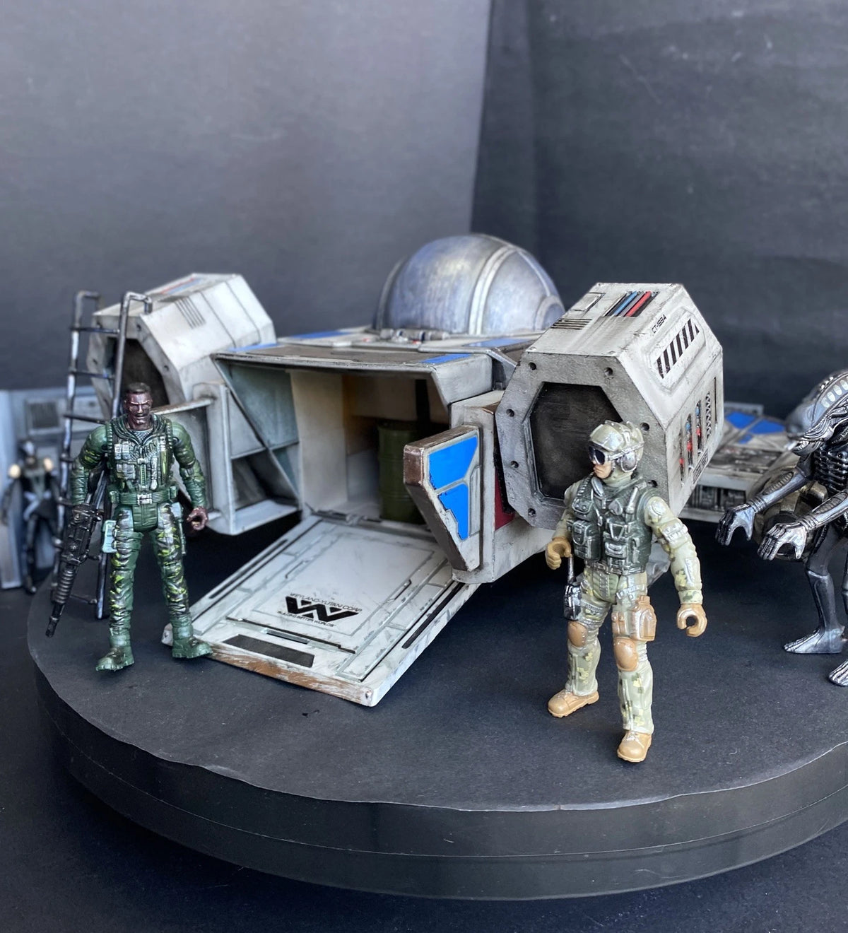 BLUE BISHOP-501  – Aliens Weyland Yutani Alien Earth Weyland Yutani Romulus