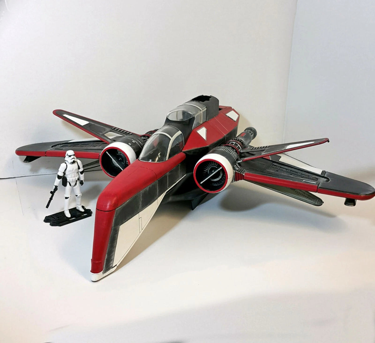 ARC-170 “Iron Viper” Assault Starfighter | Custom Star Wars Gunship Build - view 15