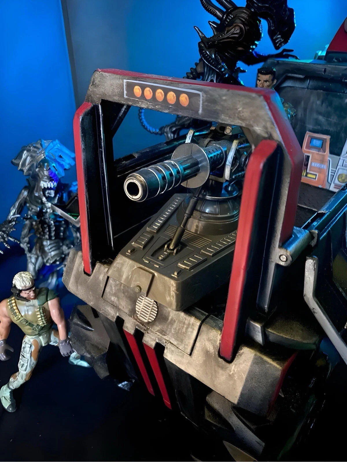 Custom Aliens Weyland Yutani Vehicle Romulus Neca Prometheus Alien Earth - view 24