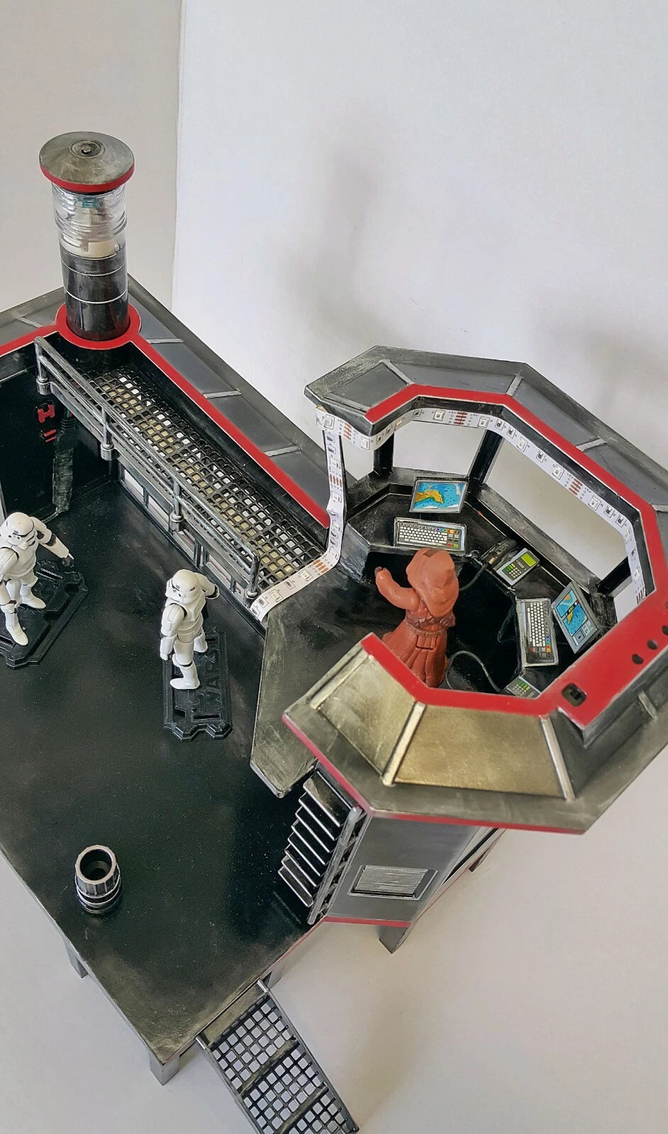 Andor Star Wars Dread Bastion Outpost Custom Imperial Detention/Command Diorama - view 8
