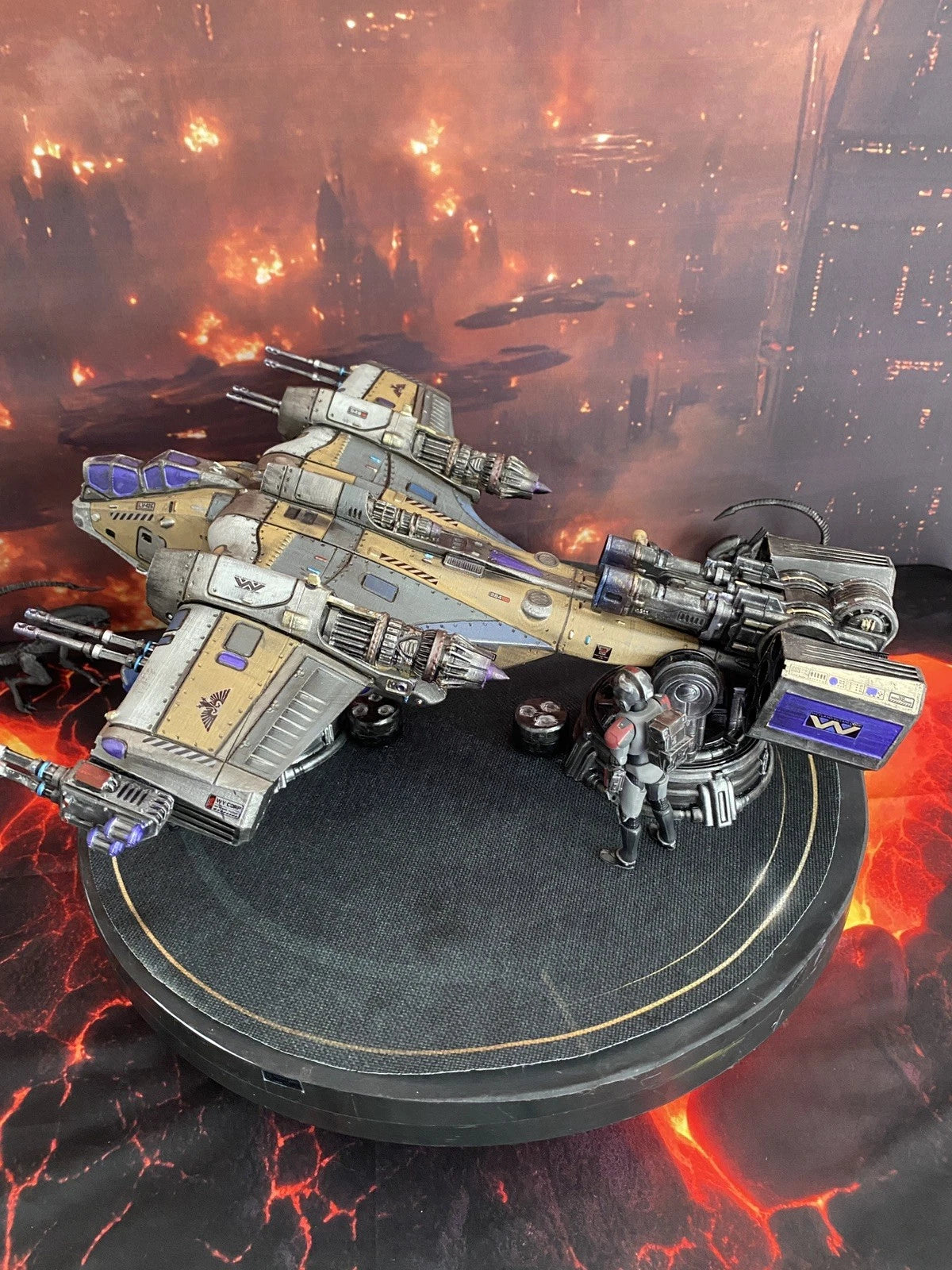 Imperial Navy Ash Vulture Siege Gunship | Warhammer 40K Custom Display Terrain