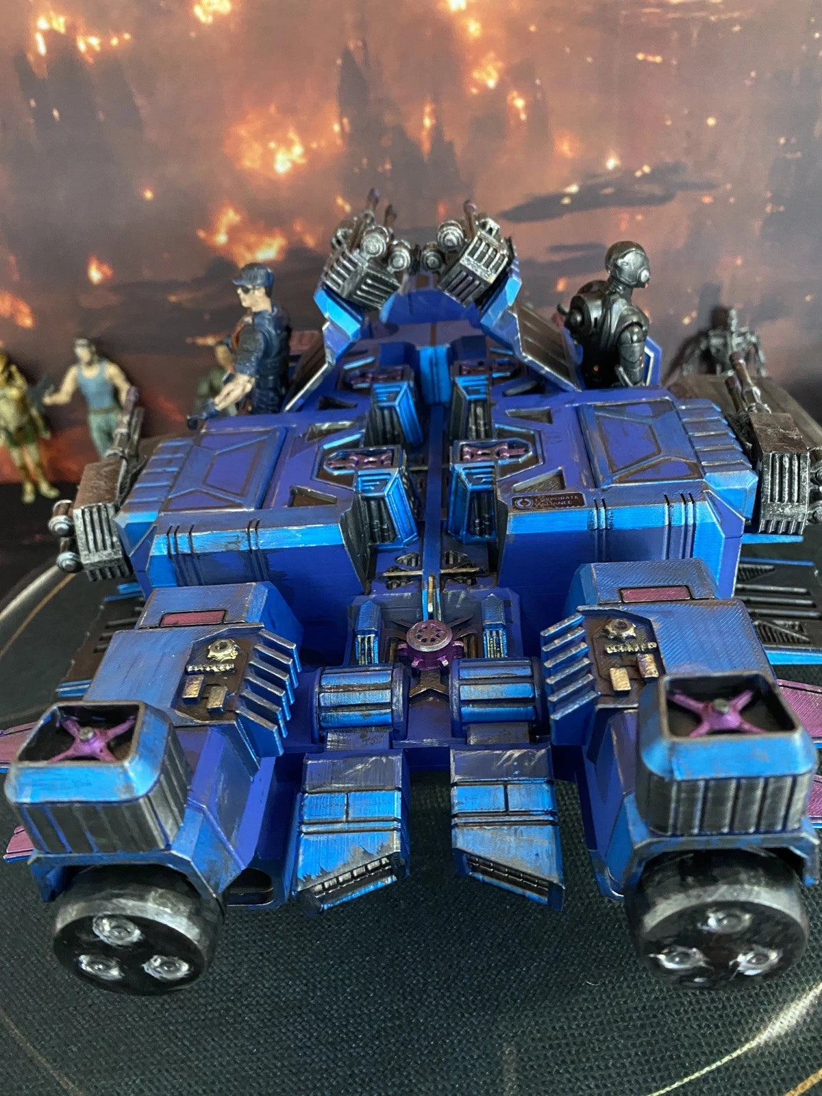 Aliens Weyland Yutani Siege Lander | Custom Colonial Marine Gunship Romulus APC