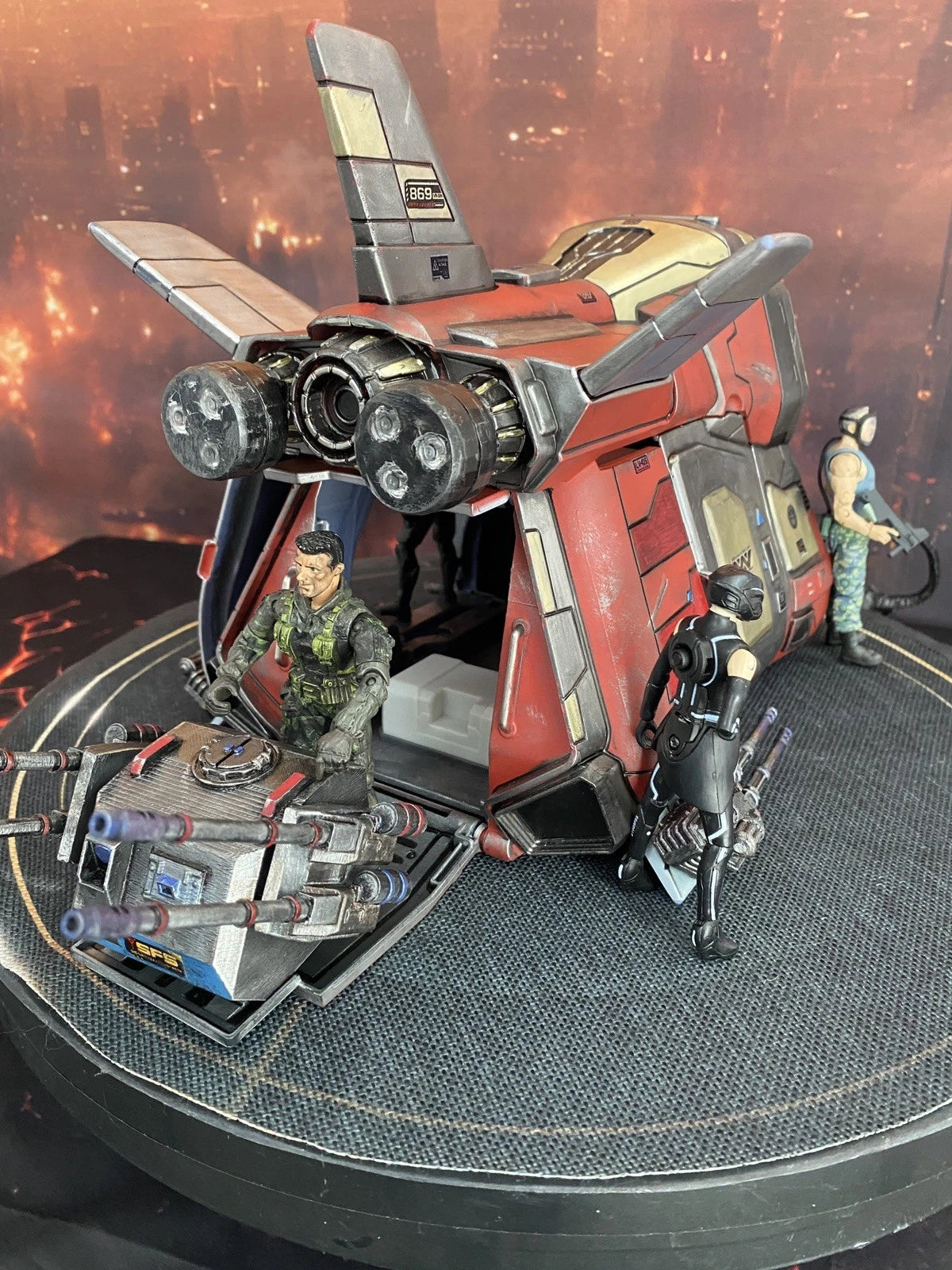 Raven Arc-9 Elysium Security Gunship | Custom Hand-Painted Dropship Diorama