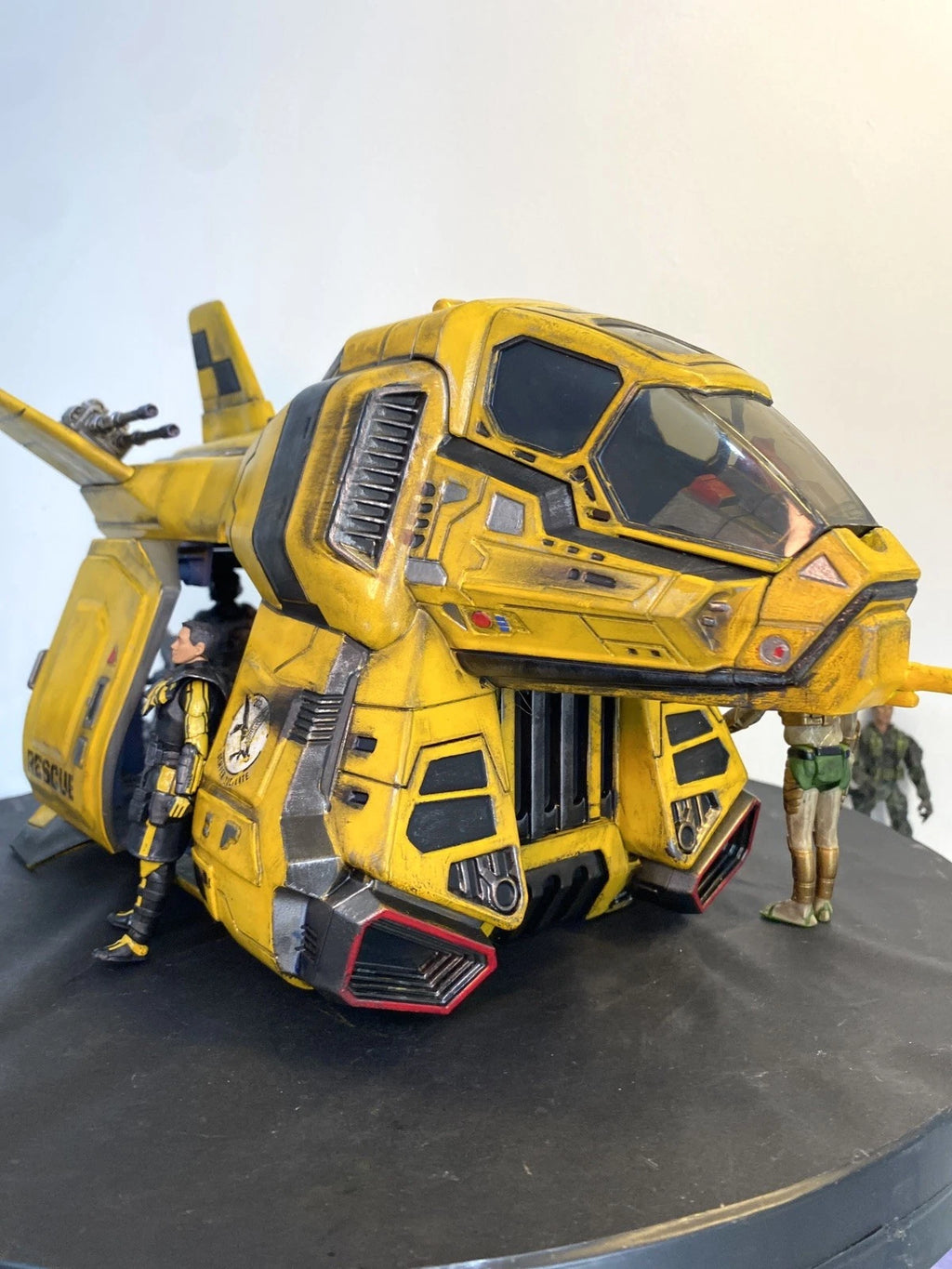 ALIENS Colonial Marines Nostromo Gunship Weyland-Yutani Gunship Romulus
