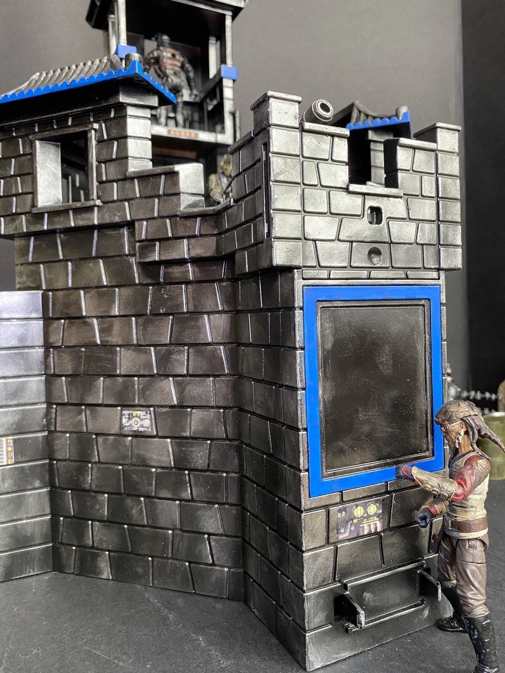 Mad Max Gas Town Diorama Road Warrior Furiosa Fury Road Custom Collectible