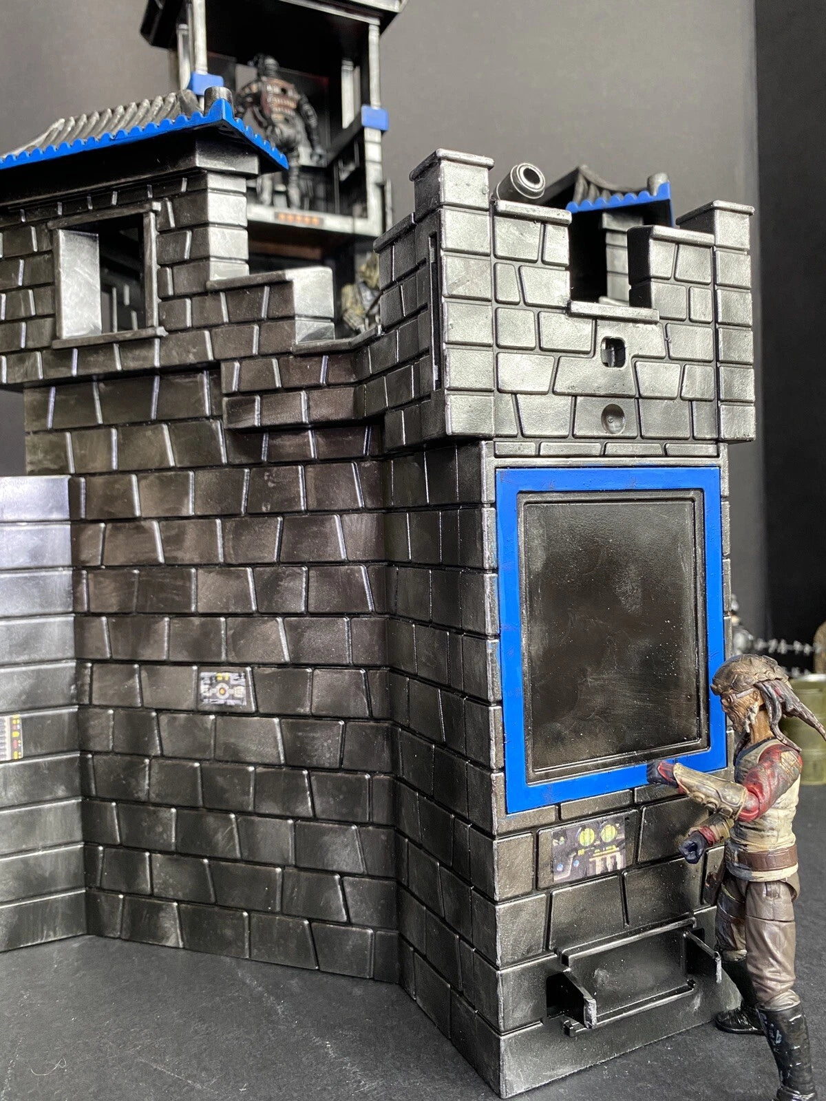 Mad Max Gas Town Diorama Road Warrior Furiosa Fury Road Custom Collectible