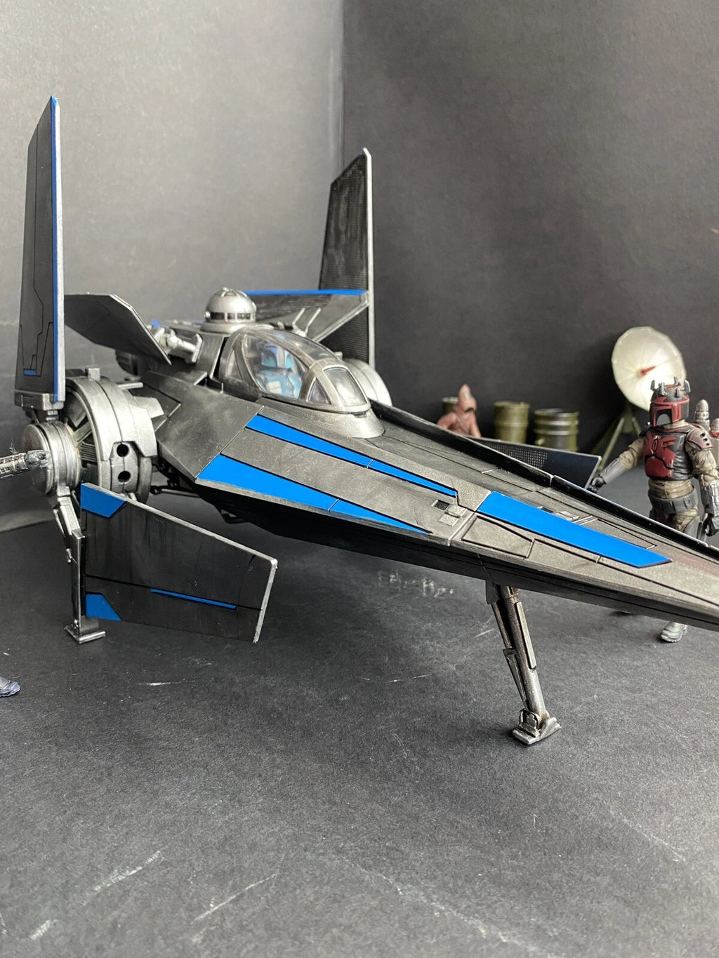 Star Wars V-Wing Interceptor — Blue Sith Maul Shadow Lord refit collectible