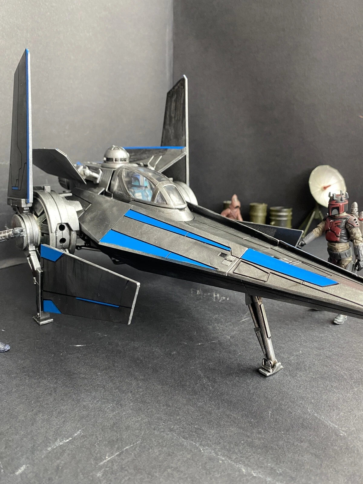 Star Wars V-Wing Interceptor — Blue Sith Maul Shadow Lord refit collectible