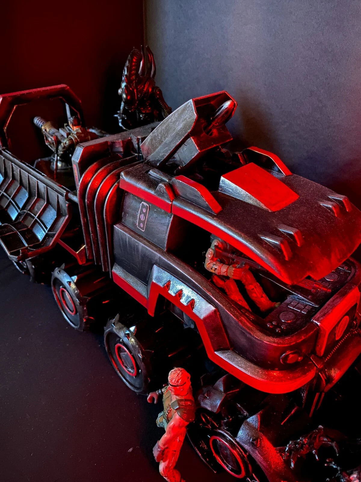 TYRELL K-9 “BLACK VEIL” REPLICANT CONTROL WAGON | Blade Runner Custom Vehicle
