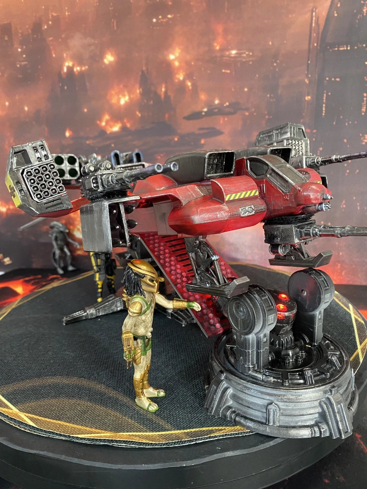 Romulus ALIENS Red Siren MR-13 Gunship Nostromo Weyland-Yutani Vintage custom
