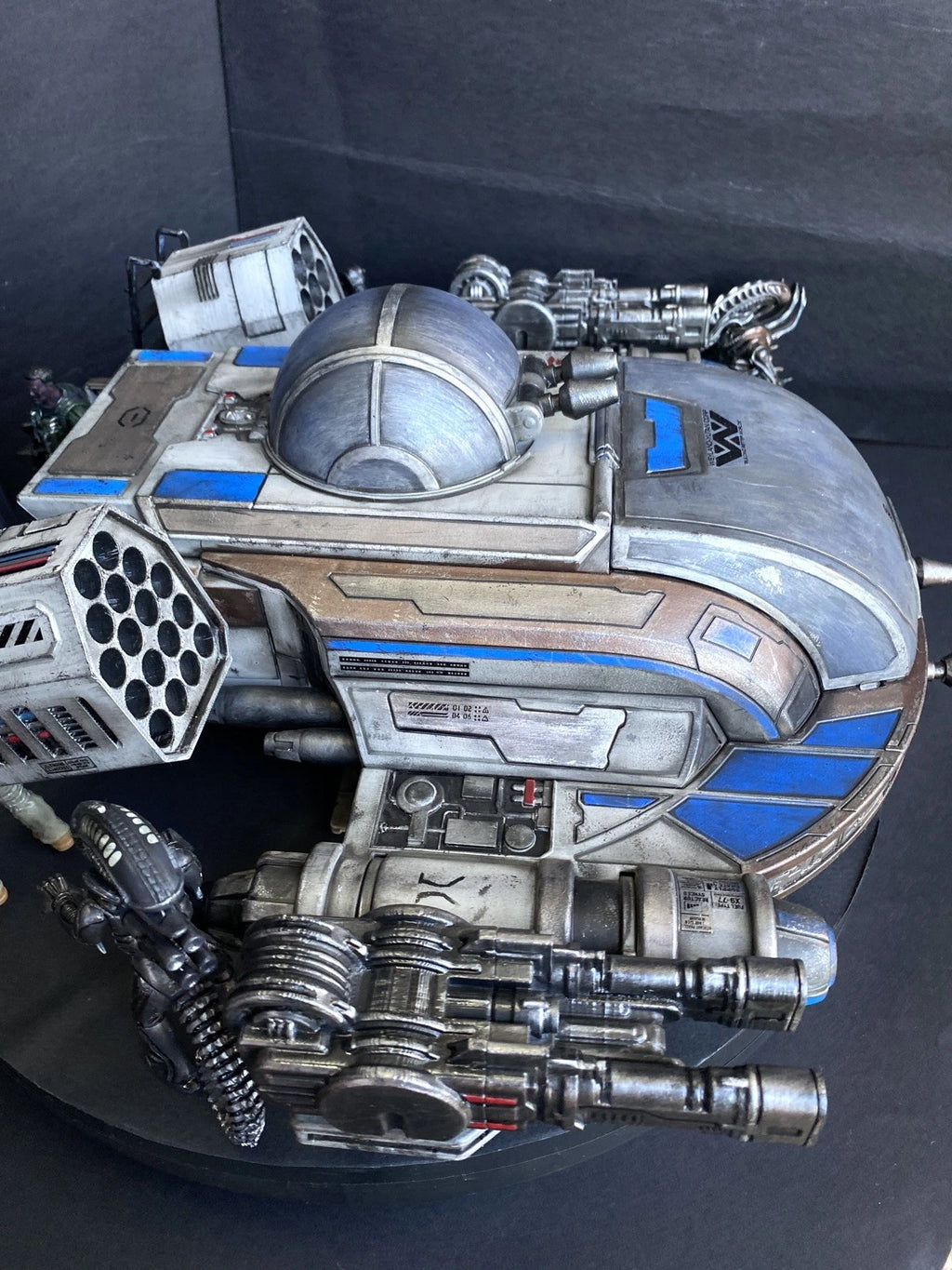 BLUE BISHOP-501  – Aliens Weyland Yutani Alien Earth Weyland Yutani Romulus