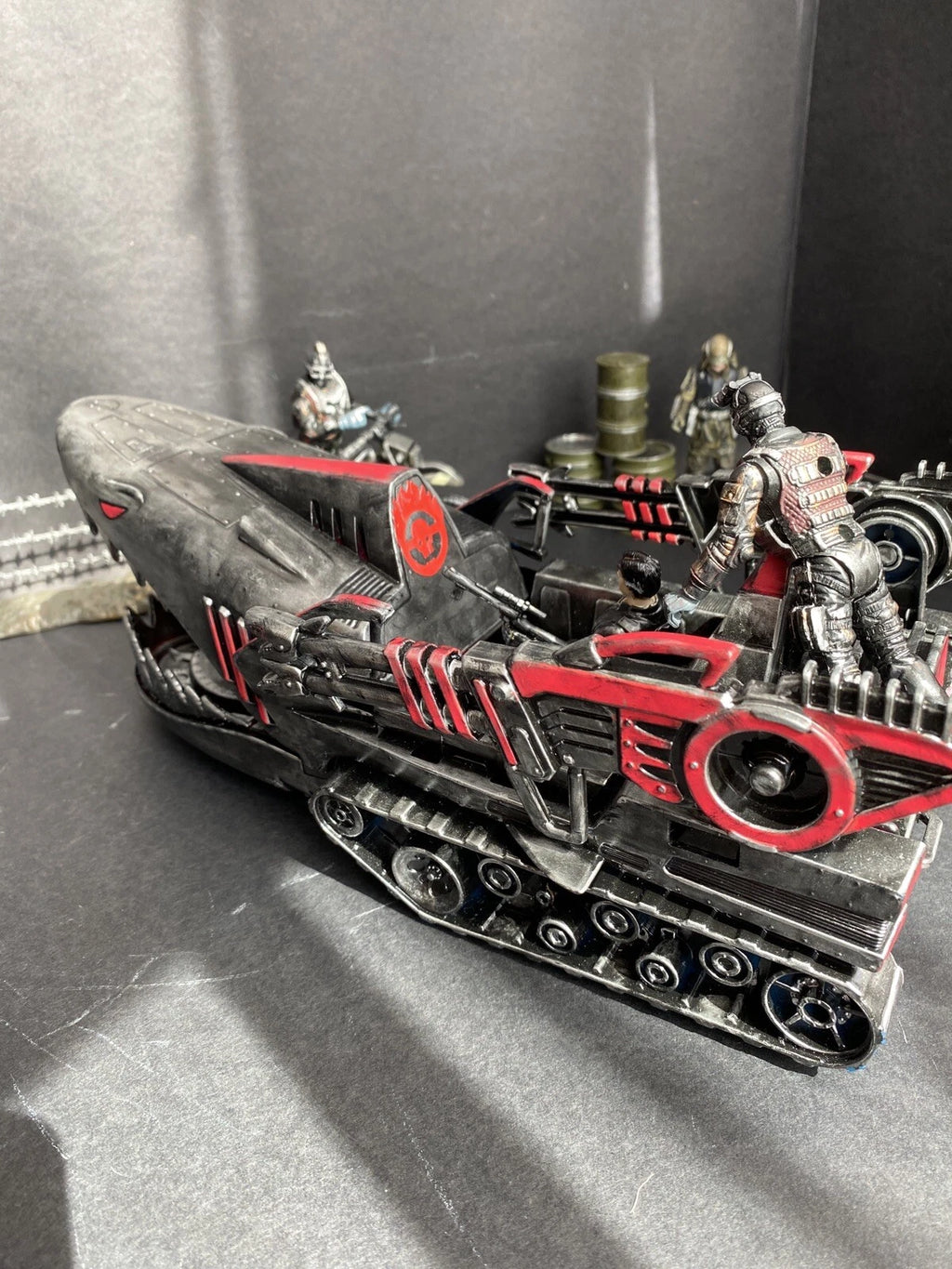 “RAGE RUNNER” QUARANTINE CRAWLER 28 Years Later Custom Apocalypse Raider Vehicle