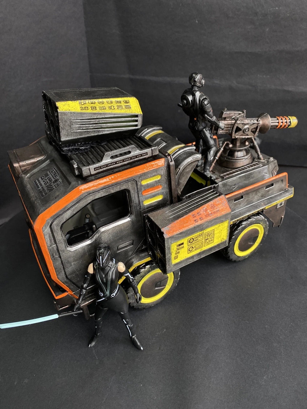 Alien Earth ASH HOUND Gun Truck – Weyland Yutani SecOps Romulus Aliens Custom