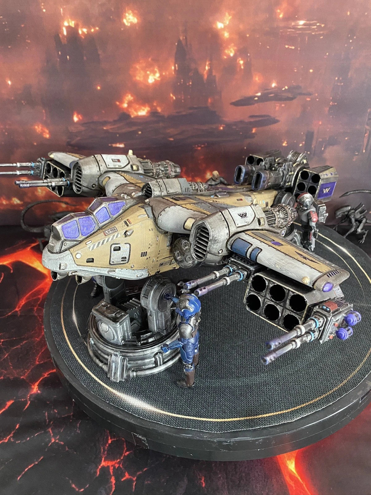 Imperial Navy Ash Vulture Siege Gunship | Warhammer 40K Custom Display Terrain