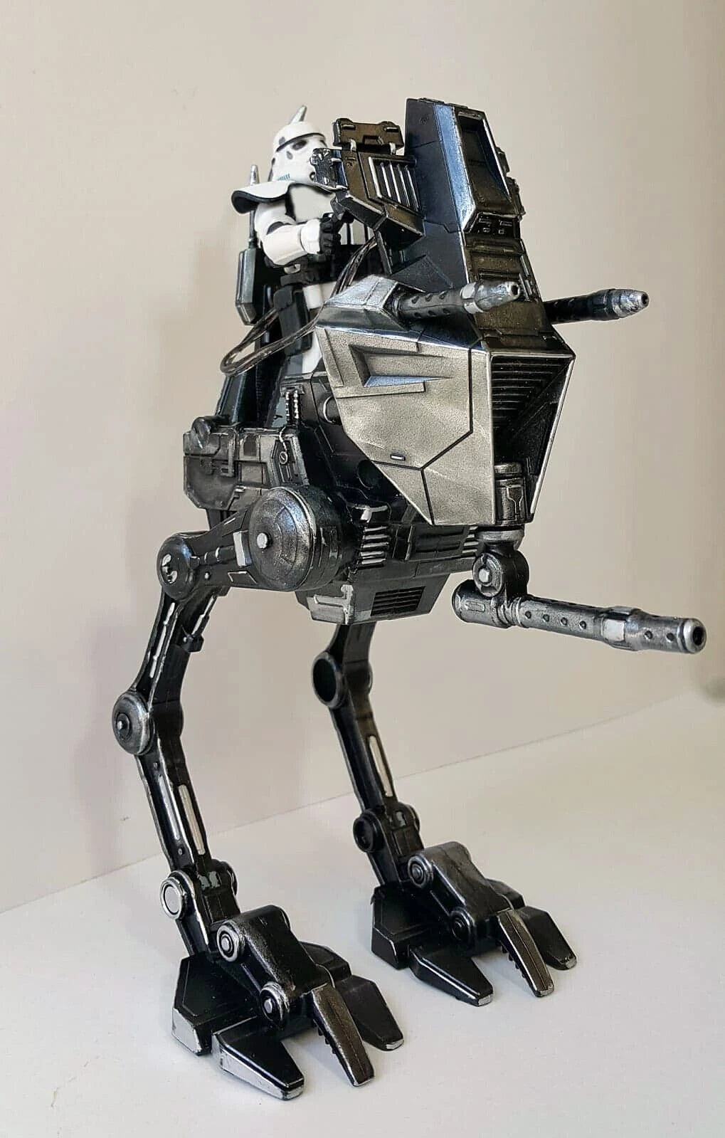 Star Wars Imperial Andor AT-RT Obsidian Stalker – Empire Kenner Sith Vintage