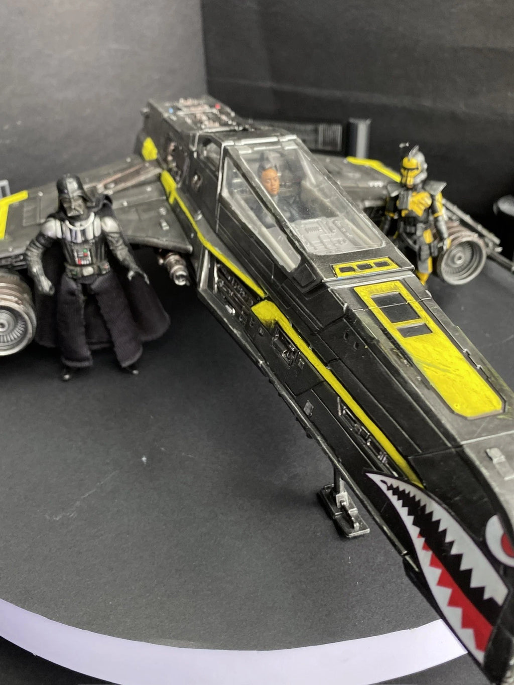 RAZORWAKE (RWK-92) STRIKE CRAFT Interceptor Battlestar Galactica Viper Custom