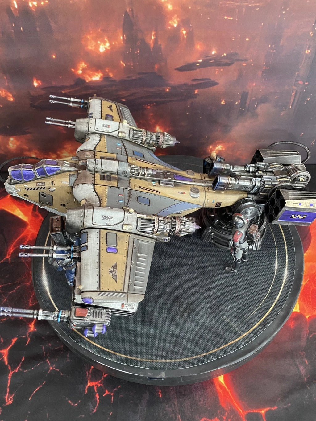 Imperial Navy Ash Vulture Siege Gunship | Warhammer 40K Custom Display Terrain