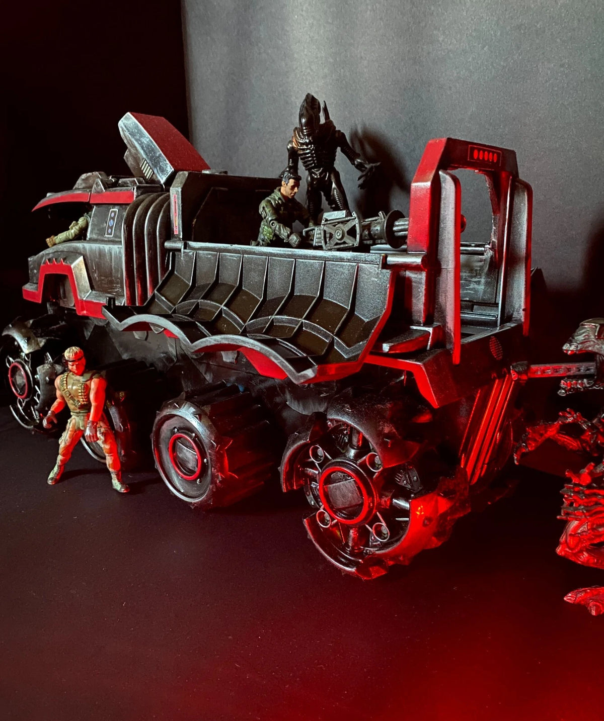 Redline Warden Resident Evil Biohazard Response Gun Truck Custom Diorama Vehicle