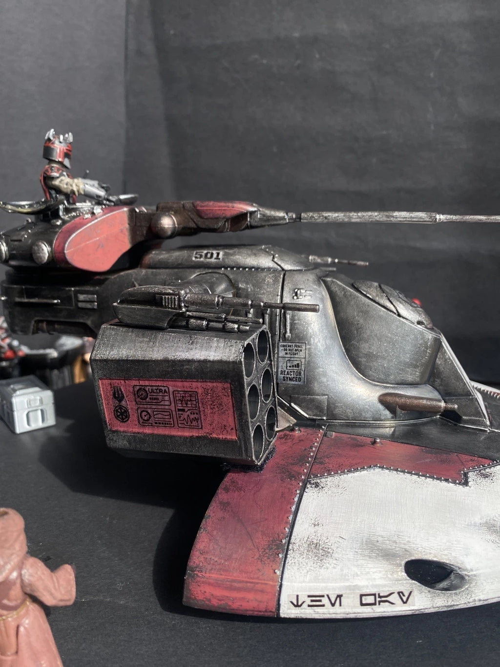 Star Wars AAT Armored Assault Tank Custom Mandalorian The Clone Wars Collectible