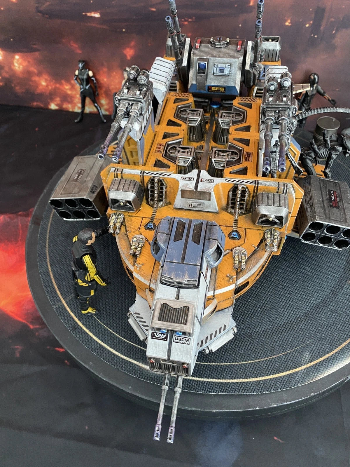 Aliens USCM NEX-8 Xeno Containment Dropship Diorama Romulus Vehicle Custom