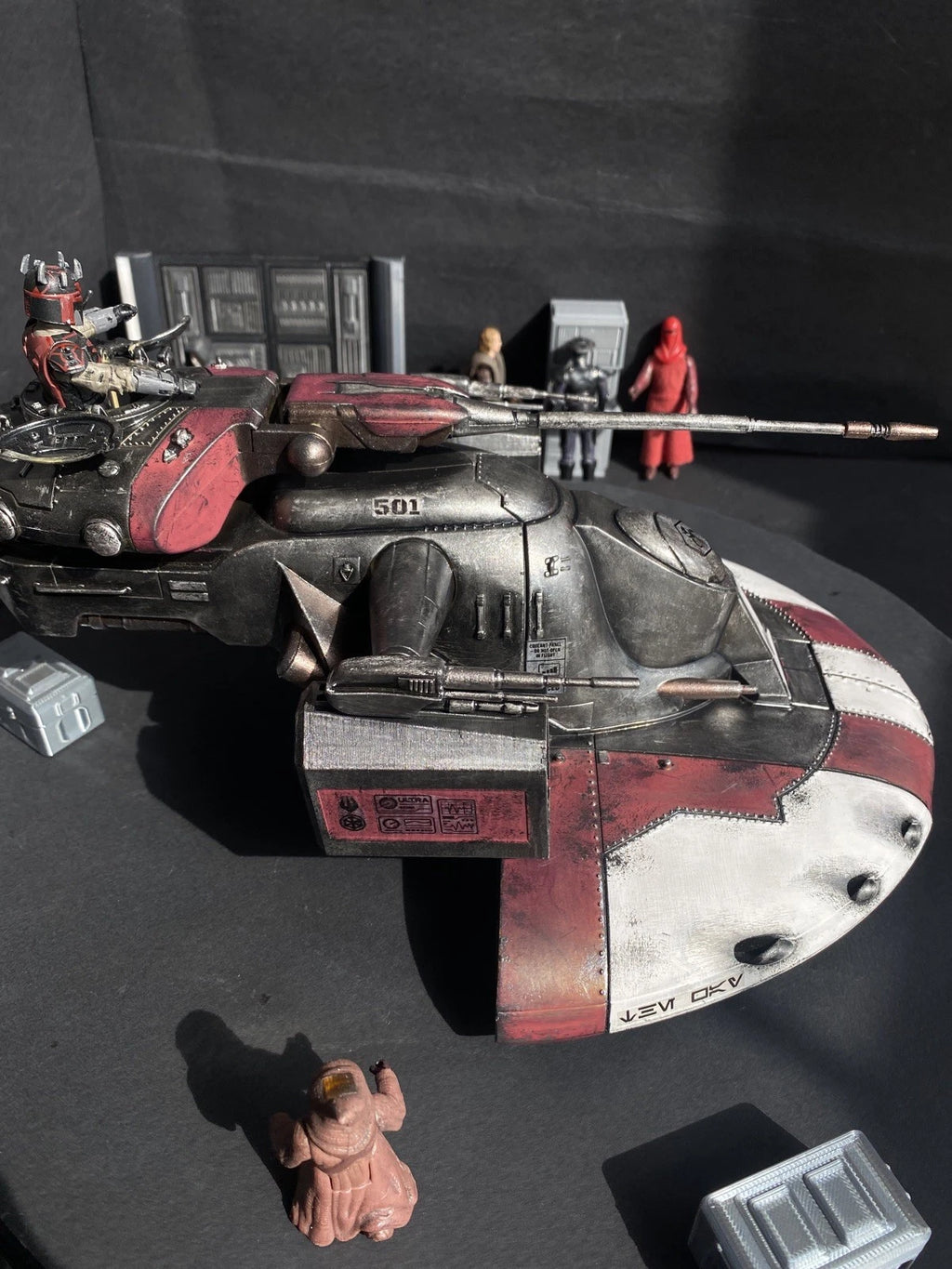 Star Wars AAT Armored Assault Tank Custom Mandalorian The Clone Wars Collectible