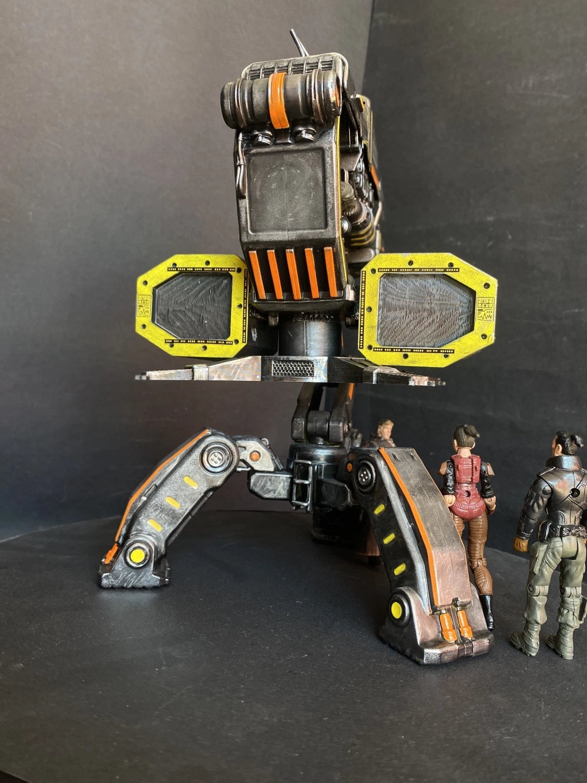 Blade Runner 2045 Nexus Hound K-995 — Tyrell Corp Police Walker Joi collection