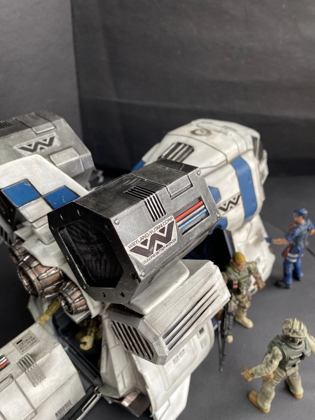 ALIENS CUSTOM GUNSHIP VEHICLE WEYLAND YUTANI COLONIAL MARINES ROMULUS 3.75