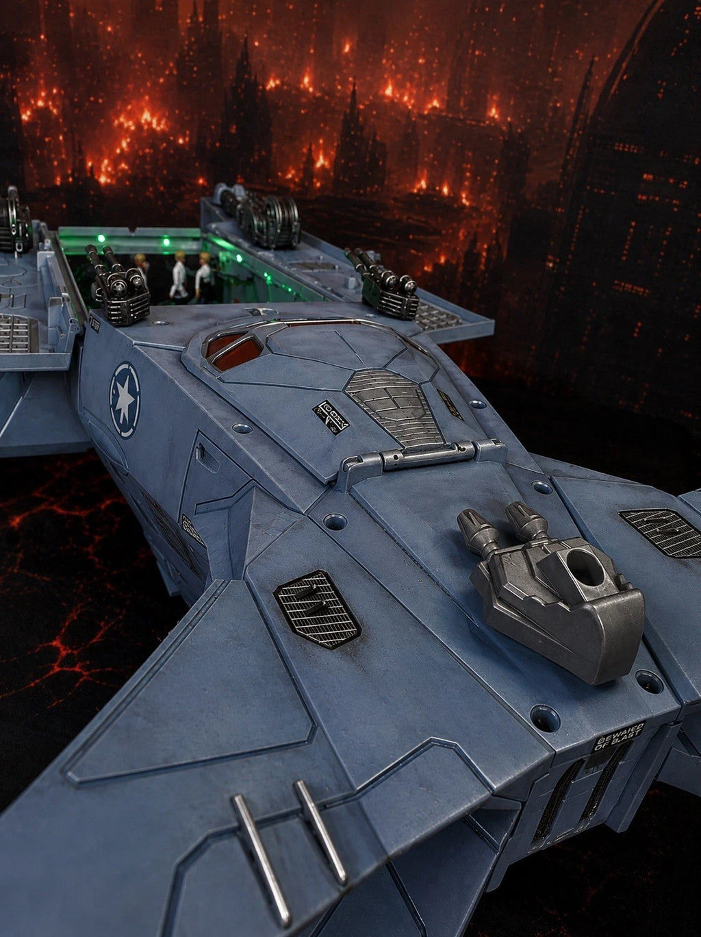 Custom Commission Warship / Diorama | BABYLON 5 Legacy Build | Collector Piece