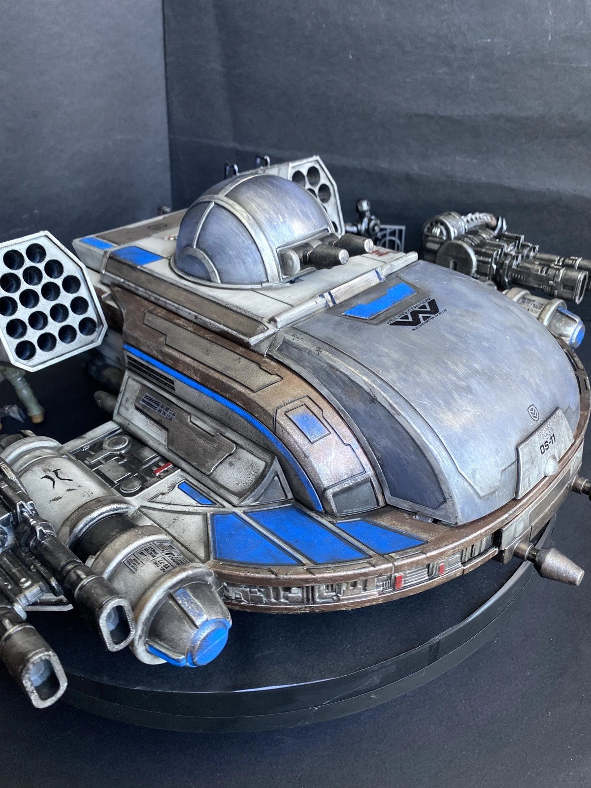 BLUE BISHOP-501  – Aliens Weyland Yutani Alien Earth Weyland Yutani Romulus