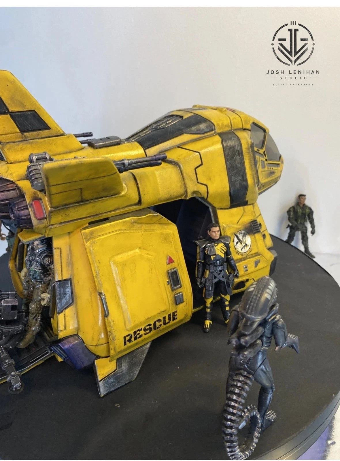 ALIENS Colonial Marines Nostromo Gunship Weyland-Yutani Gunship Romulus