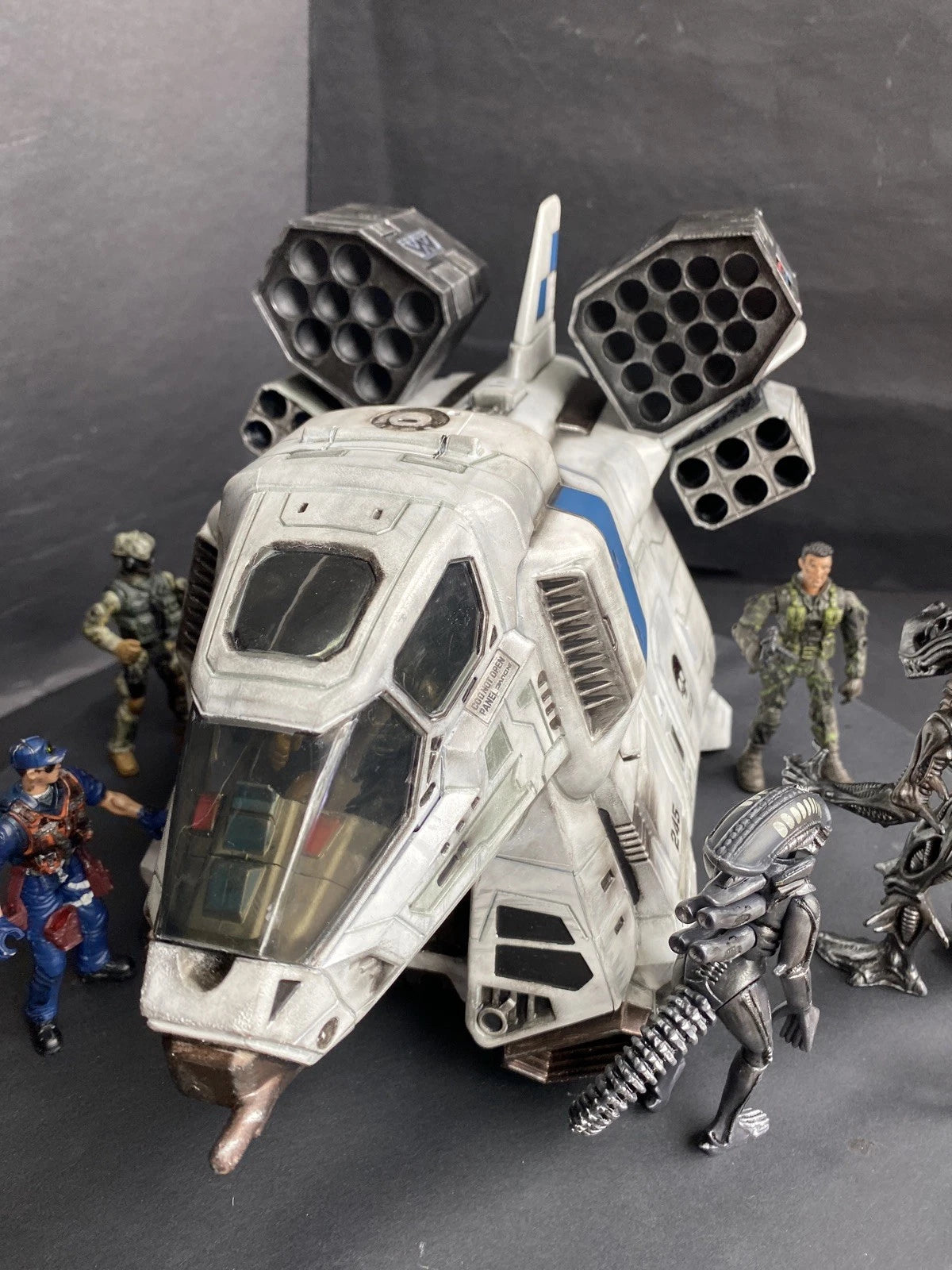 ALIENS CUSTOM GUNSHIP VEHICLE WEYLAND YUTANI COLONIAL MARINES ROMULUS 3.75