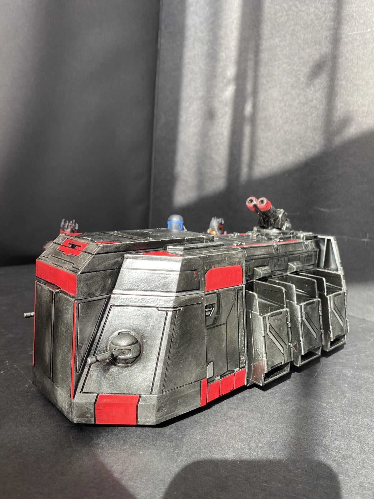 Star Wars Mandalorian Custom Troop Transport Boba Fett Darksaber Beskar Diorama