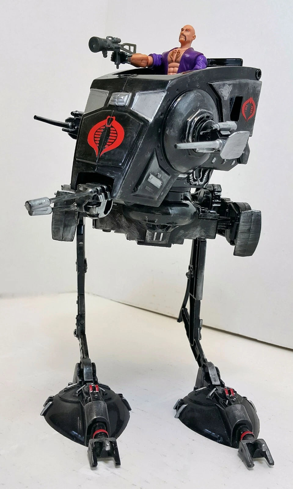 GI Joe Cobra x Star Wars Black Series AT-ST Mandalorian Vintage Collection - view 8