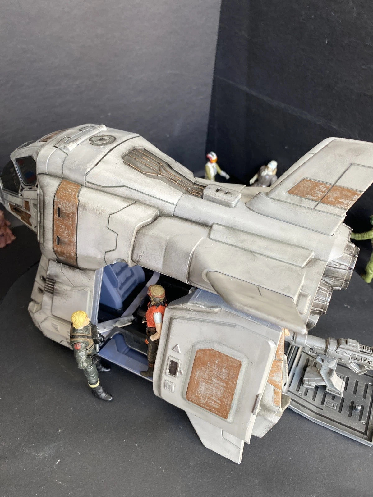 Star Wars DUSTWING K-71 Desert Rebel Shuttle — Custom Gunship w/ LED Light Kit