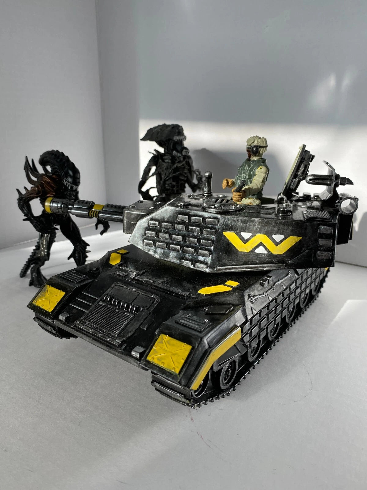 Aliens Hadley Hope Weyland Yutani Colony Tank Kenner Neca Vintage Alien Earth - view 15