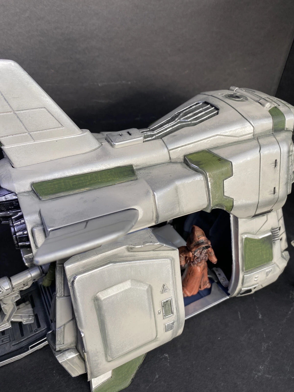 Imperial Shuttle “Pale Vengeance” – Custom Star Wars Kenner Black Series Display