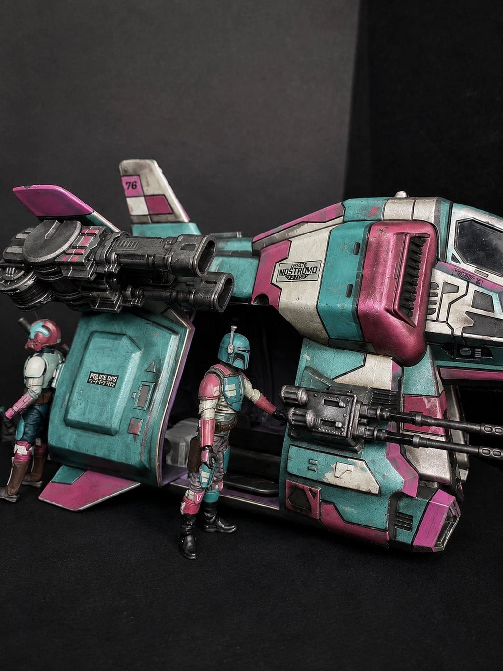 Blade Runner Custom Tyrell Corp Deckard 2049 Spinner Model Diorama Commission