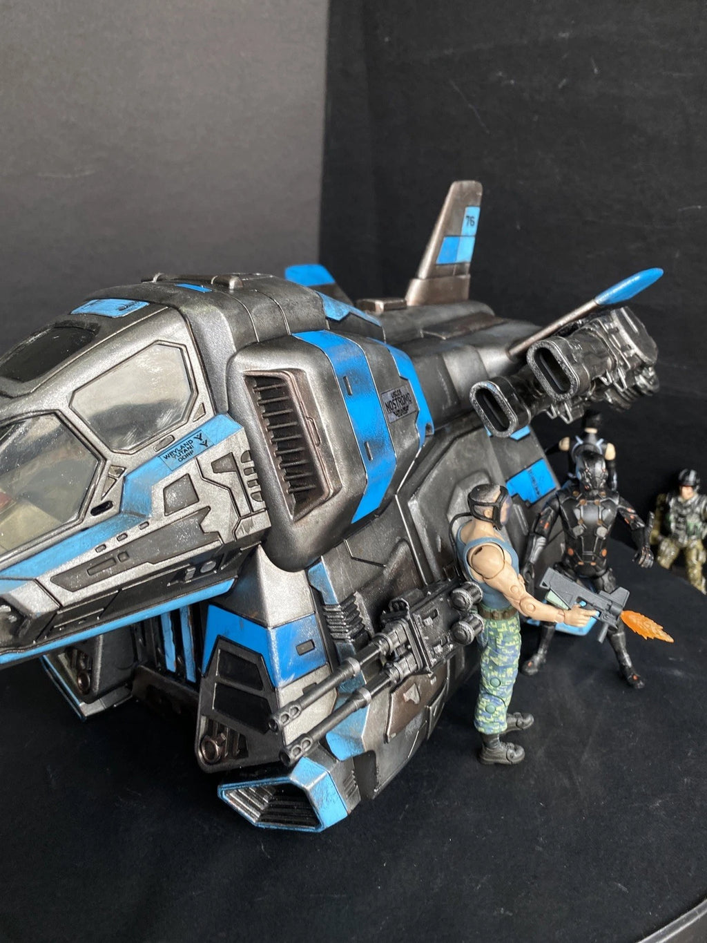 ALIENS Colonial Marines Nostromo Dropship Weyland-Yutani Gunship Romulus