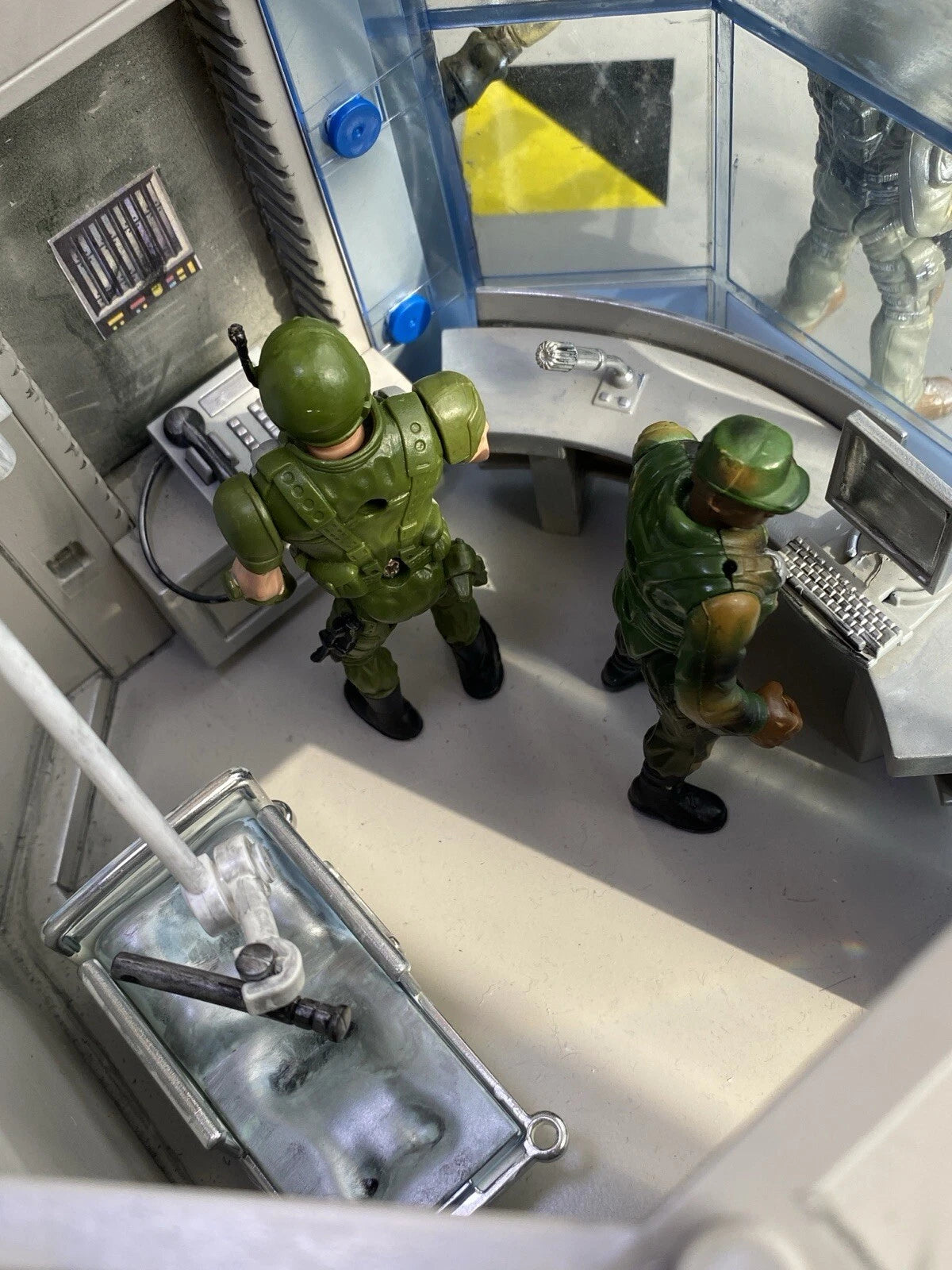 GI JOE COBRA Medical Lab Diorama 1:18 3.75 Collectible series Vintage Custom